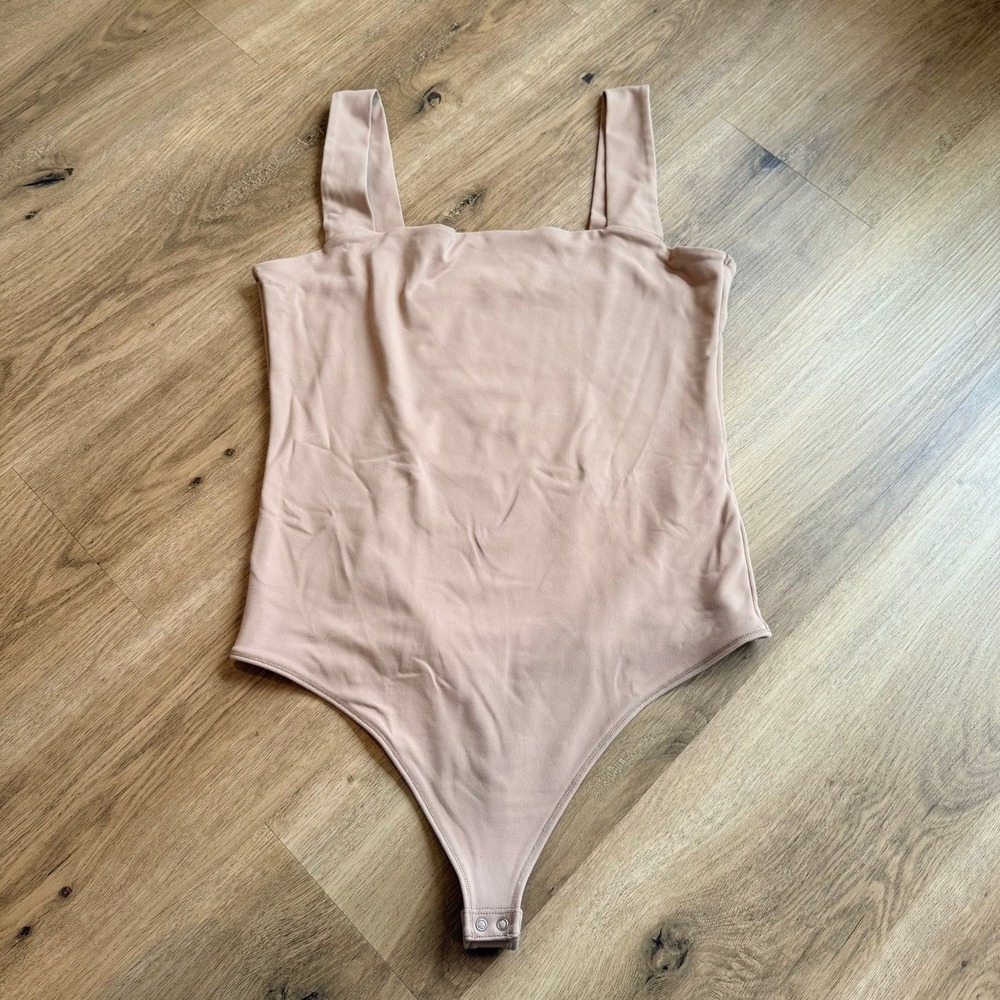 Abercrombie‎ & Fitch Soft A&F Collection Square Neck Bodysuit Nude Size Large